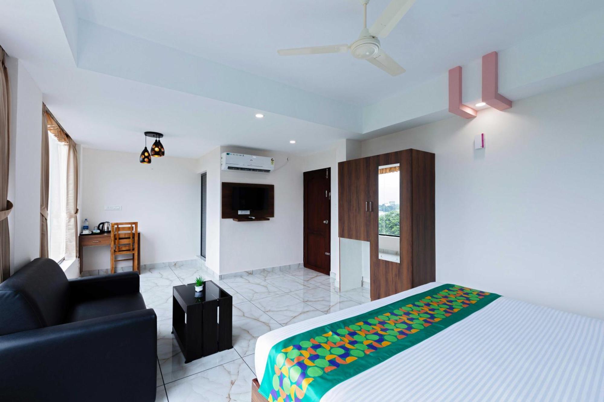 Treebo Airsuite Airport Hotel Kochi エクステリア 写真